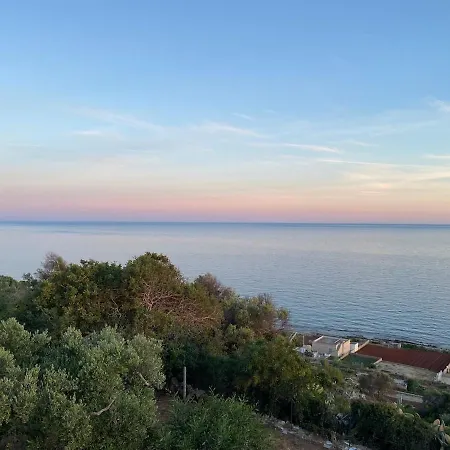 Dom wakacyjny Thomas Torre Vado San Gregorio *