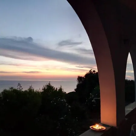 Thomas Torre Vado San Gregorio * Marina di San Gregorio