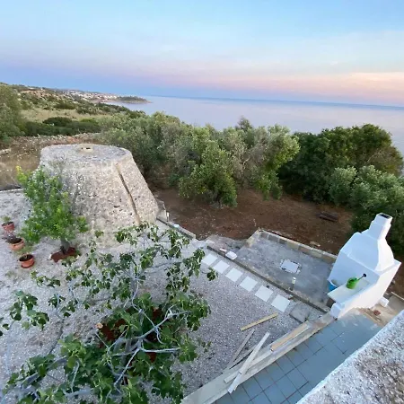 Dom wakacyjny Thomas Torre Vado San Gregorio *