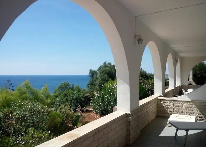 Thomas Torre Vado San Gregorio * Marina di San Gregorio